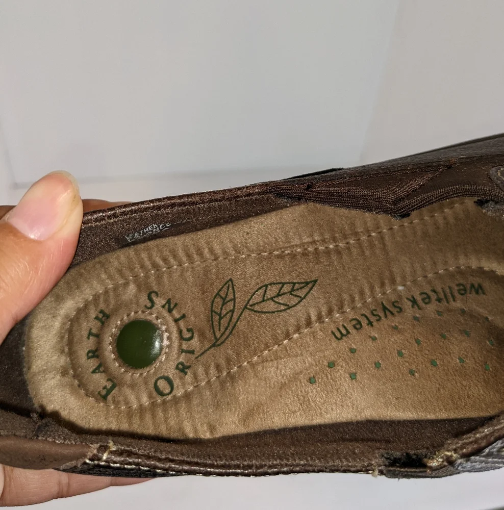 Earth Origins brown leather